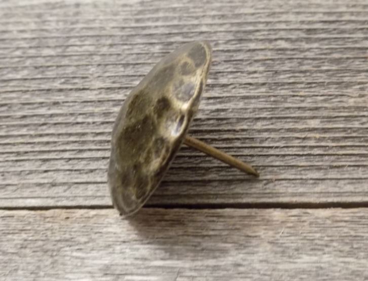 Clavos Decorative Nail Heads Rustic Worn Brass Finish 1 1/2″ MIDWEST CRAFT HOUSE