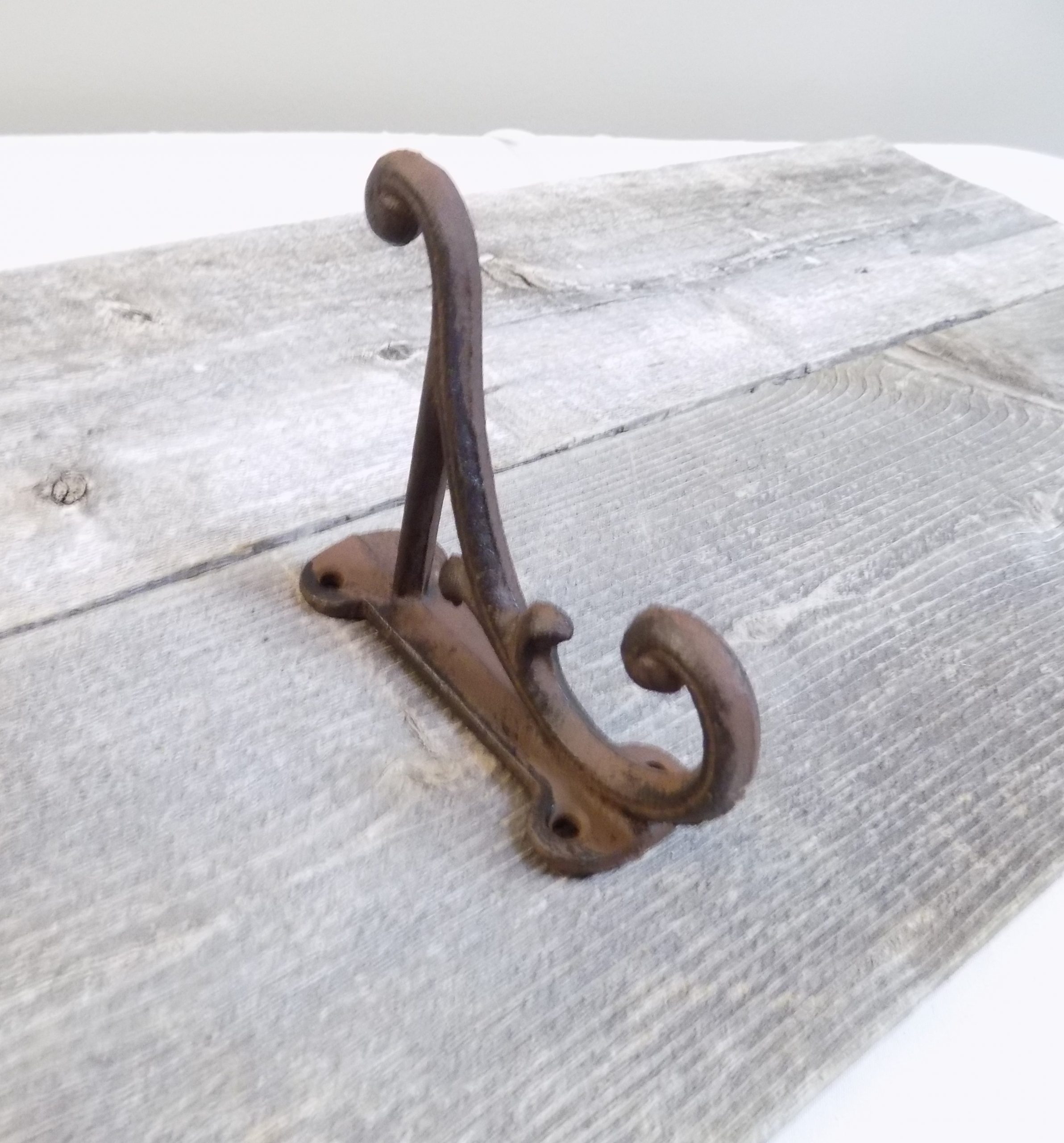 8 BROWN RUSTIC DOUBLE VINE COAT HOOKS ANTIQUE-STYLE CAST IRON 4.5" wall hardware 